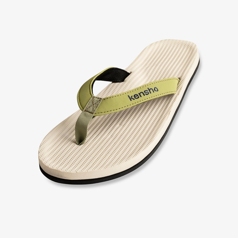 Men's ESSNTLS Flip Flops